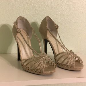 Caparros Gold/Silver Sparkly Heels